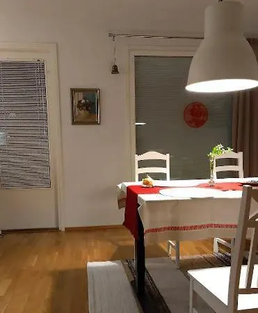 1 Quit&com For 2 With Free Parking In A House