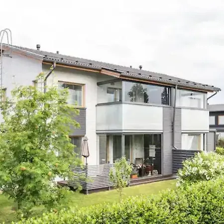 Homestay 2 Quit&com For 4 W/ Free Parking In A House Oulu