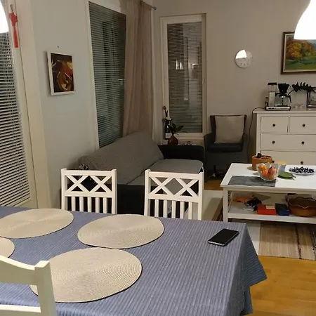 2 Quit&com For 4 W/ Free Parking In A House Homestay Oulu