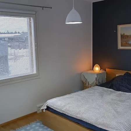 Homestay 2 Quit&com For 4 W/ Free Parking In A House *