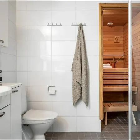 2 Quit&com For 4 W/ Free Parking In A House Homestay *